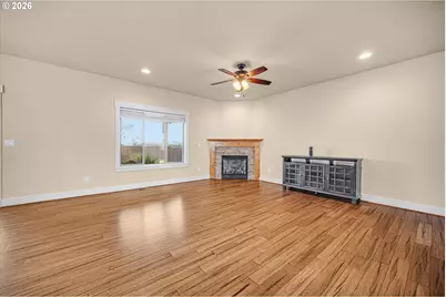 380 NW Reed Ln, Dallas, OR 97338 - Photo 14