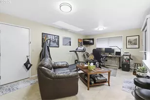 7505 SW Hyland Way, Beaverton, OR 97008 - Photo 12