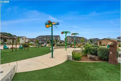 2856 S Nectarine St, Cornelius, OR 97113 - Photo 36