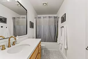 1350 N 24th Ct, Washougal, WA 98671 - Photo 32