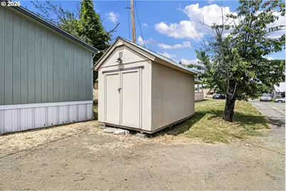 426 Cedar St, Yoncalla, OR 97499 - Photo 44