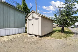 426 Cedar St, Yoncalla, OR 97499 - Photo 44