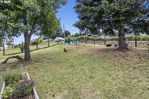426 Cedar St, Yoncalla, OR 97499 - Photo 32