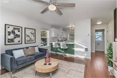 1687 SE Linn St, Portland, OR 97202 - Photo 4