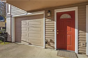 1687 SE Linn St, Portland, OR 97202 - Photo 24