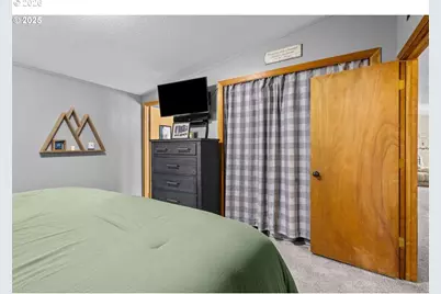 8365 Stark St, Rockaway Beach, OR 97136 - Photo 10