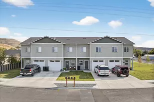 565 Baker St, Baker City, OR 97814 - Photo 1