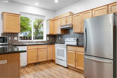 17483 SW September Ln, Beaverton, OR 97003 - Photo 10