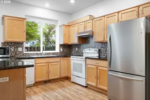 17483 SW September Ln, Beaverton, OR 97003 - Photo 10