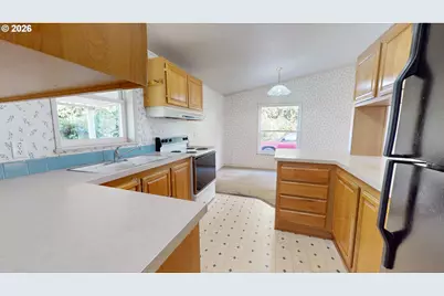 3768 Oregon Ave, Springfield, OR 97478 - Photo 12