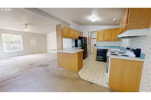3768 Oregon Ave, Springfield, OR 97478 - Photo 10