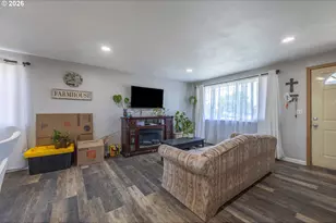 110 E 21st St, Goldendale, WA 98620 - Photo 8