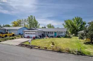 110 E 21st St, Goldendale, WA 98620 - Photo 2