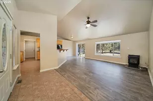 3928 SE Umatilla Loop, Prineville, OR 97754 - Photo 4