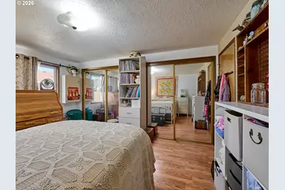 2093 Astor Way, Woodburn, OR 97071 - Photo 20