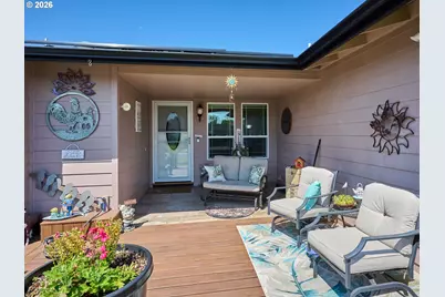 2093 Astor Way, Woodburn, OR 97071 - Photo 6