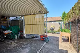 2093 Astor Way, Woodburn, OR 97071 - Photo 32