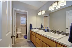 11411 NW 8th Ct, Vancouver, WA 98685 - Photo 26