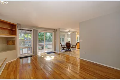 11411 NW 8th Ct, Vancouver, WA 98685 - Photo 8