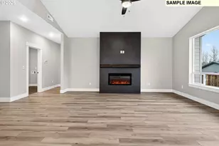 305 E Caribou Ct, La Center, WA 98629 - Photo 4