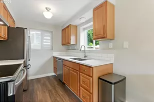 47 Eagle Crest Dr, Lake Oswego, OR 97035 - Photo 16