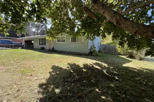 94242 7th St, Gold Beach, OR 97444 - Photo 2