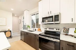5685 SE 60th St, Portland, OR 97206 - Photo 6