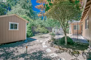 196 Buttercup Loop, Cottage Grove, OR 97424 - Photo 32