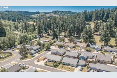 196 Buttercup Loop, Cottage Grove, OR 97424 - Photo 36