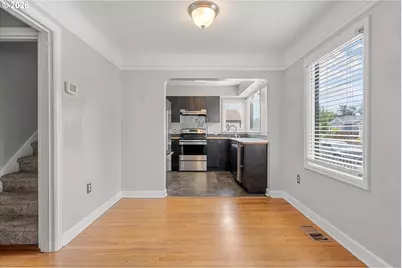 4933 N Yale St, Portland, OR 97203 - Photo 4