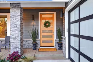 15986 Parker Rd, Lake Oswego, OR 97035 - Photo 4