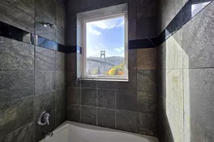 8712 N Decatur St N, Portland, OR 97203 - Photo 16