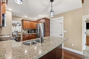 989 SE Fairway Dr, Myrtle Creek, OR 97457 - Photo 8