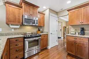 989 SE Fairway Dr, Myrtle Creek, OR 97457 - Photo 10