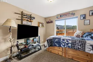 989 SE Fairway Dr, Myrtle Creek, OR 97457 - Photo 28