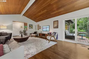 18148 Pioneer Ct, Lake Oswego, OR 97034 - Photo 8