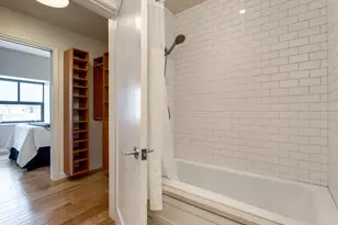 1025 NW Couch St, Portland, OR 97209 - Photo 20