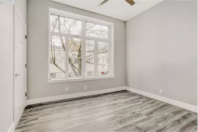 618 NW 12th Ave #201, Portland, OR 97209 - Photo 12