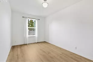 5592 Burnett Ave, Eugene, OR 97402 - Photo 26