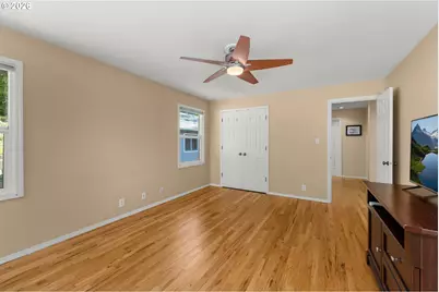 7275 SW Sylvan Ct, Portland, OR 97225 - Photo 20