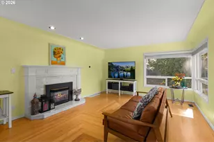 7275 SW Sylvan Ct, Portland, OR 97225 - Photo 6