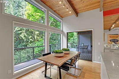 4304 SW 36th Pl, Portland, OR 97221 - Photo 14