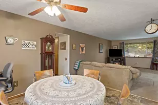 5904 NE 40th St, Vancouver, WA 98661 - Photo 10