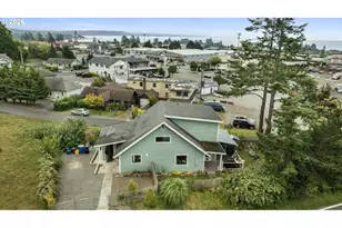 741 Pacific Ave, Brookings, OR 97415 - Photo 42