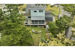 741 Pacific Ave, Brookings, OR 97415 - Photo 36