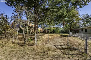 7106 SE Cooper St, Portland, OR 97206 - Photo 34