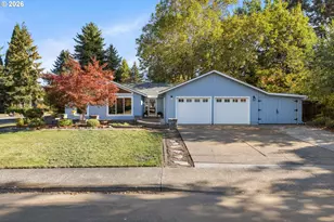2820 SE Brodiaea Ct, Hillsboro, OR 97123 - Photo 2
