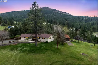 312 Edgewood Dr, Canyon City, OR 97820 - Photo 1