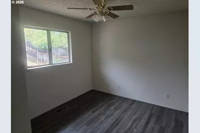 124 Donald Ter, Myrtle Creek, OR 97457 - Photo 12