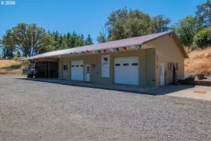 106 Green Valley Rd, Oakland, OR 97462 - Photo 46